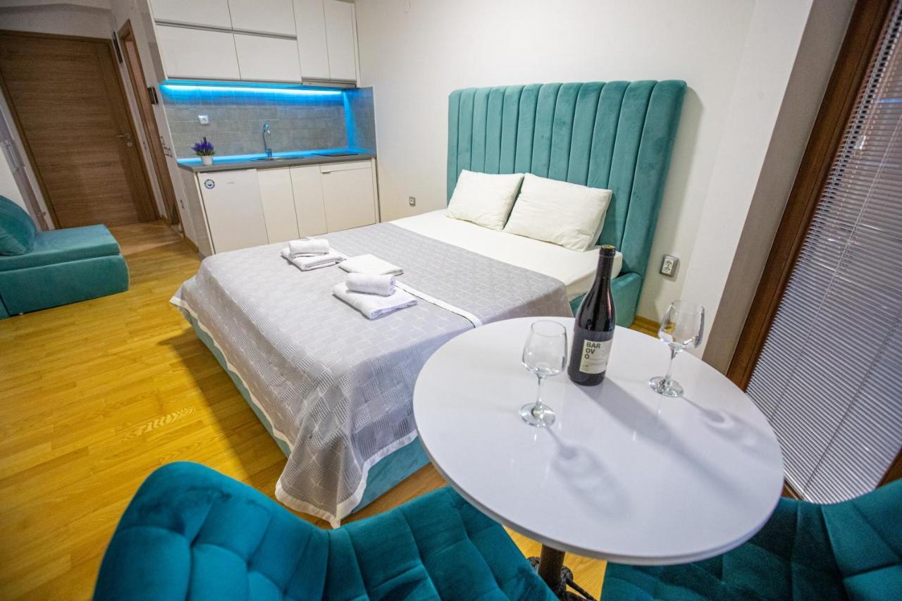 Park Queens Apartments Ohrid Esterno foto