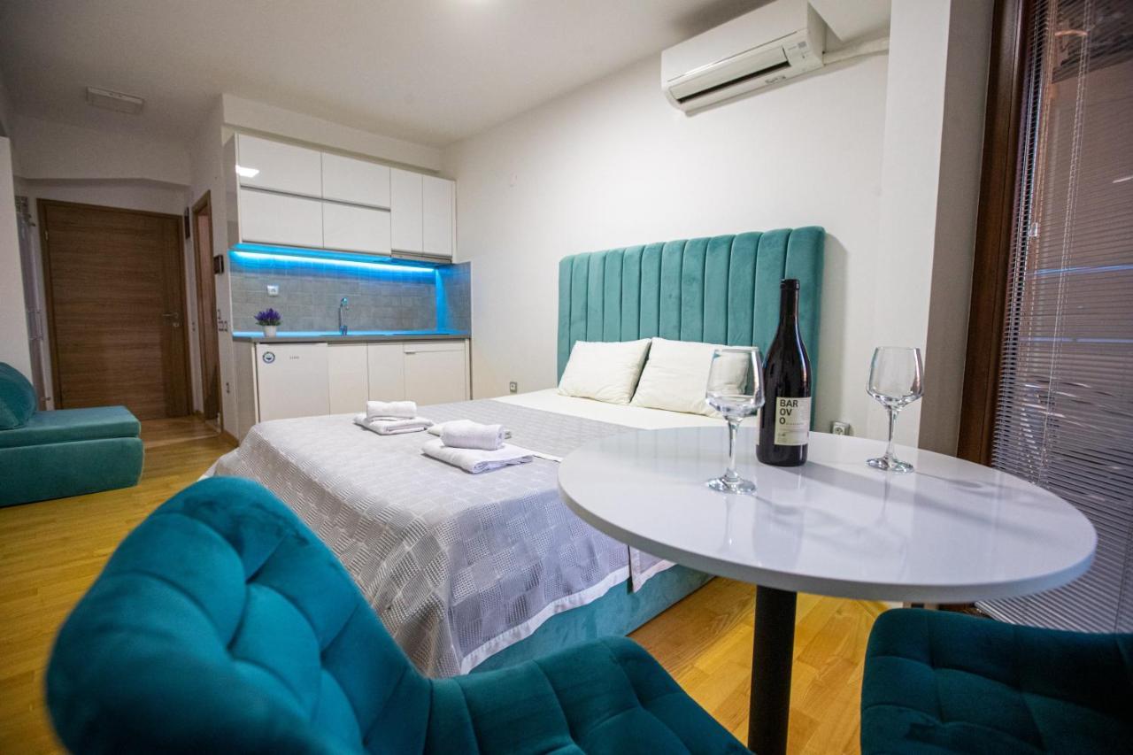 Park Queens Apartments Ohrid Esterno foto