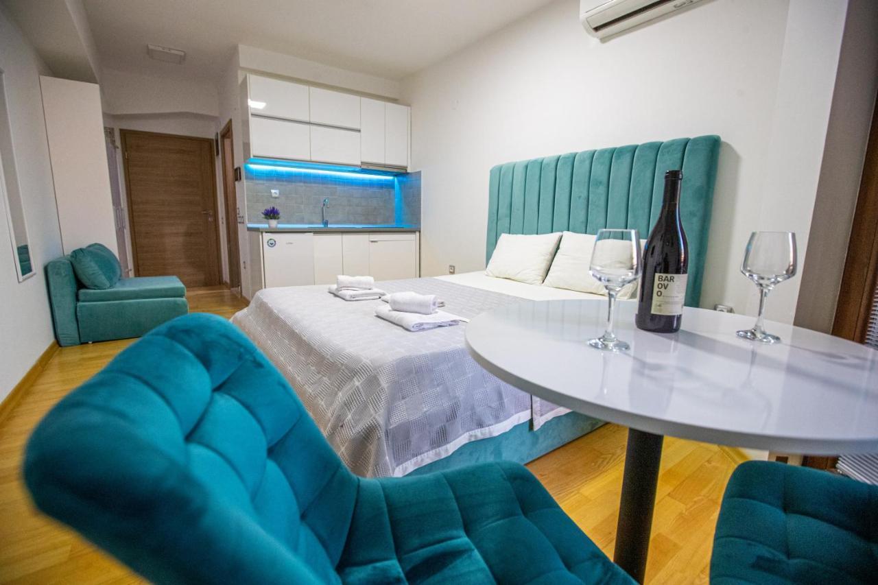 Park Queens Apartments Ohrid Esterno foto