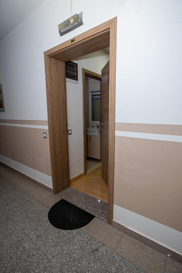 Park Queens Apartments Ohrid Esterno foto