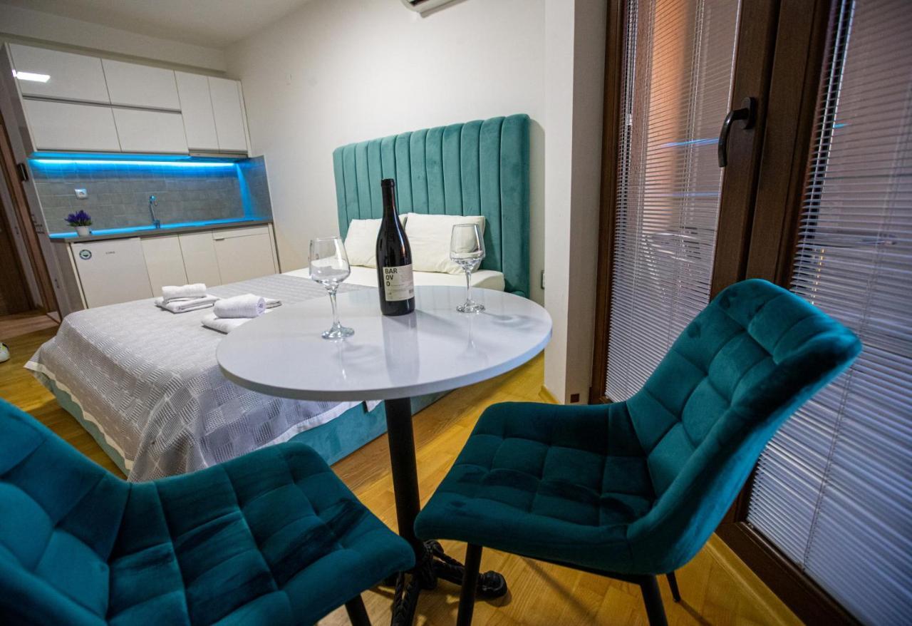 Park Queens Apartments Ohrid Esterno foto