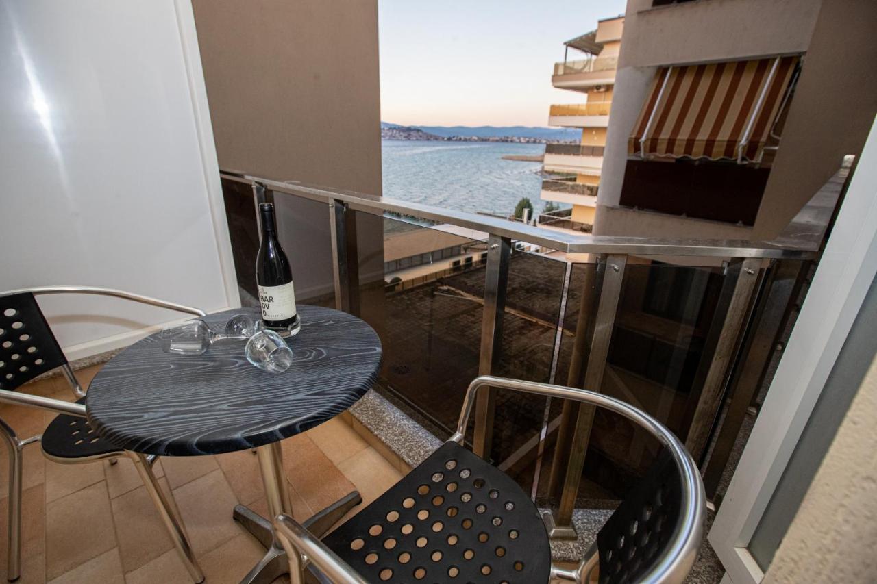 Park Queens Apartments Ohrid Esterno foto