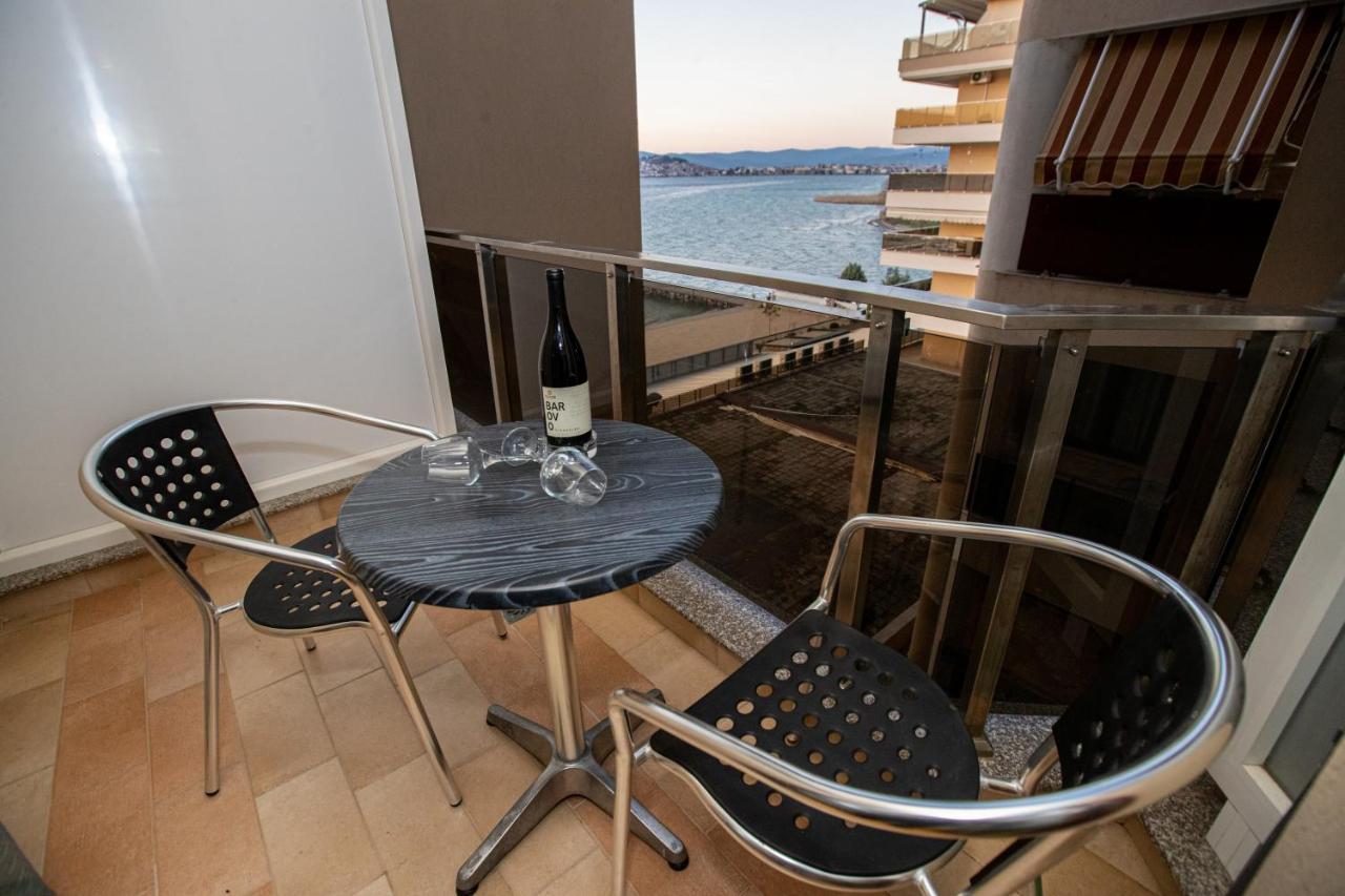 Park Queens Apartments Ohrid Esterno foto