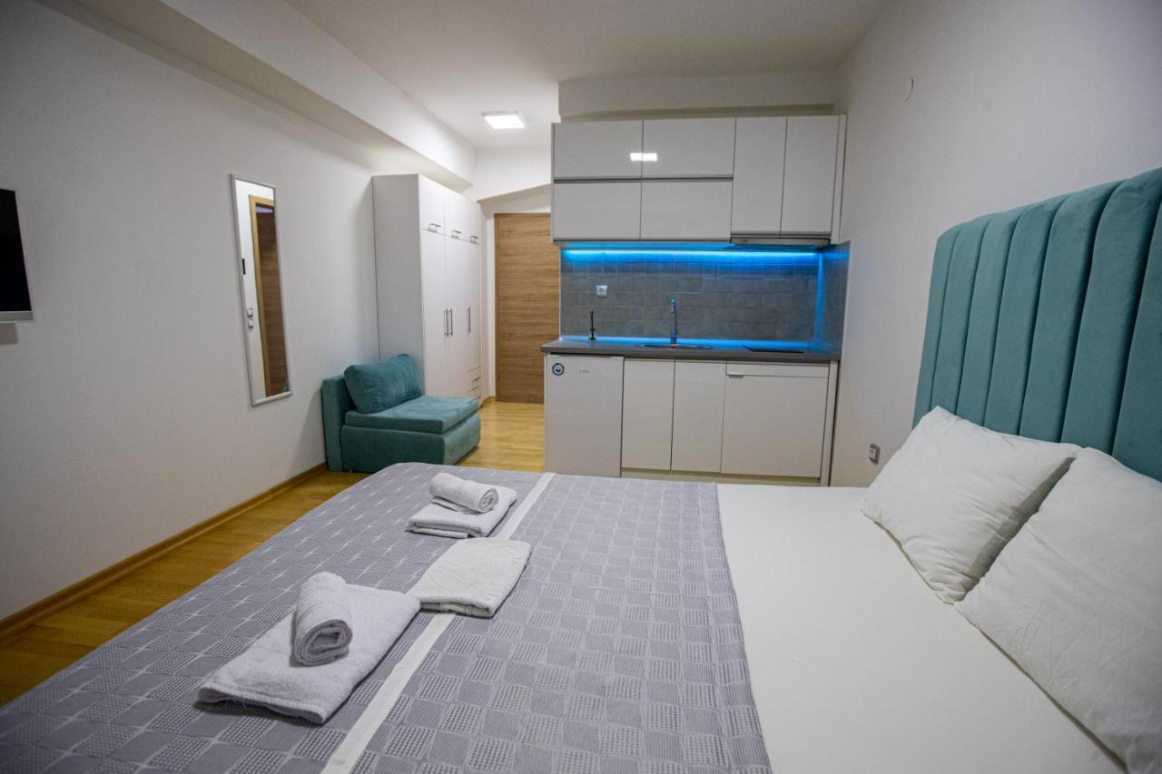 Park Queens Apartments Ohrid Esterno foto