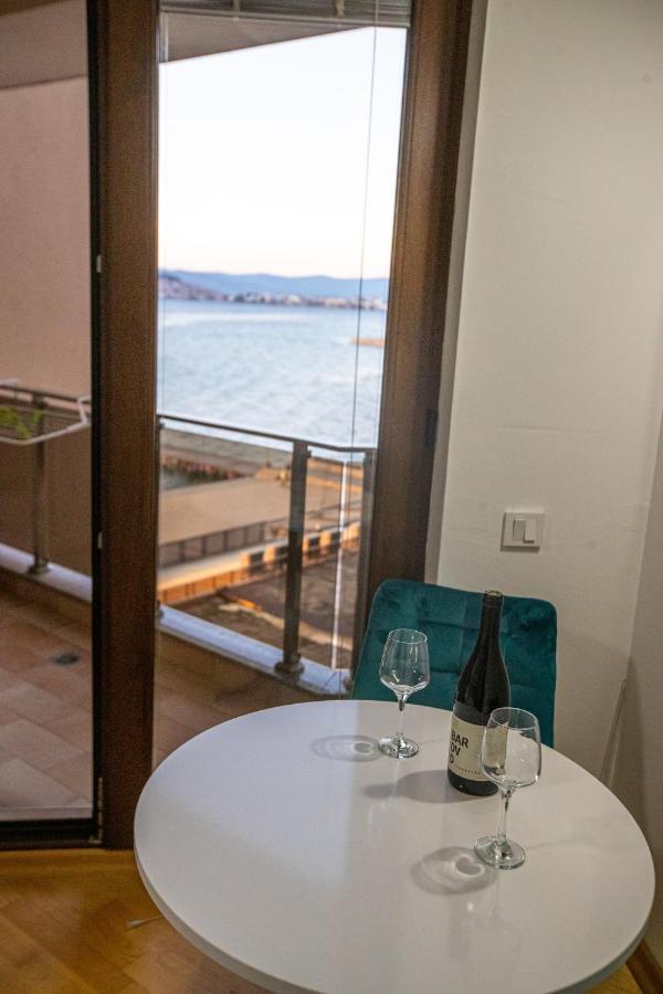 Park Queens Apartments Ohrid Esterno foto