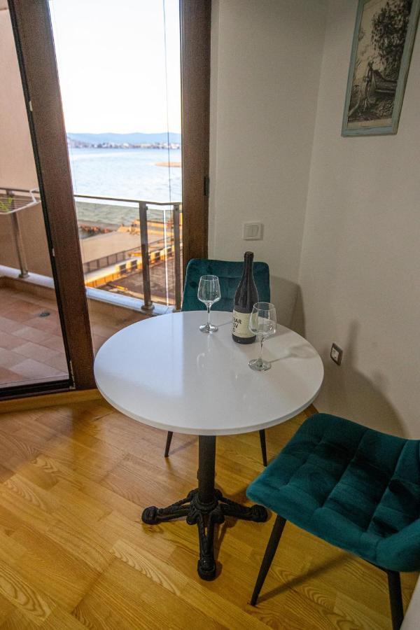 Park Queens Apartments Ohrid Esterno foto
