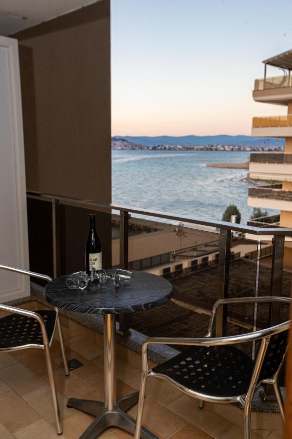 Park Queens Apartments Ohrid Esterno foto